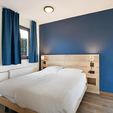 Feriehus Charming Near