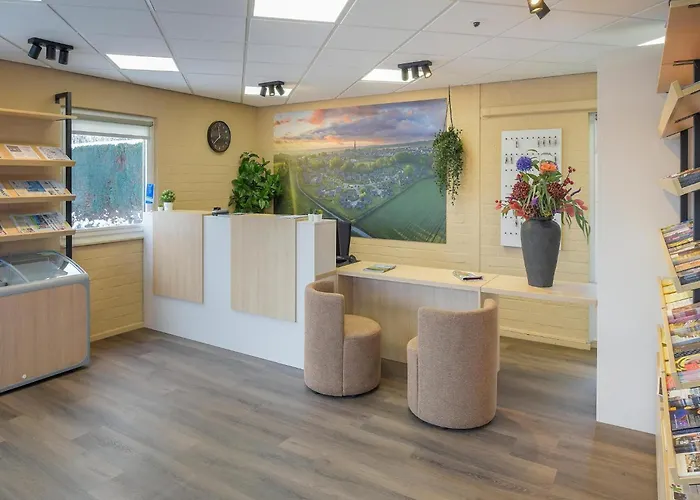 Feriehus Charming Near